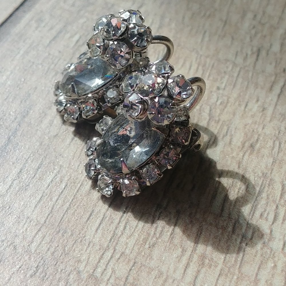 Unique Style Vintage Clip-On Rhinestone Earrings